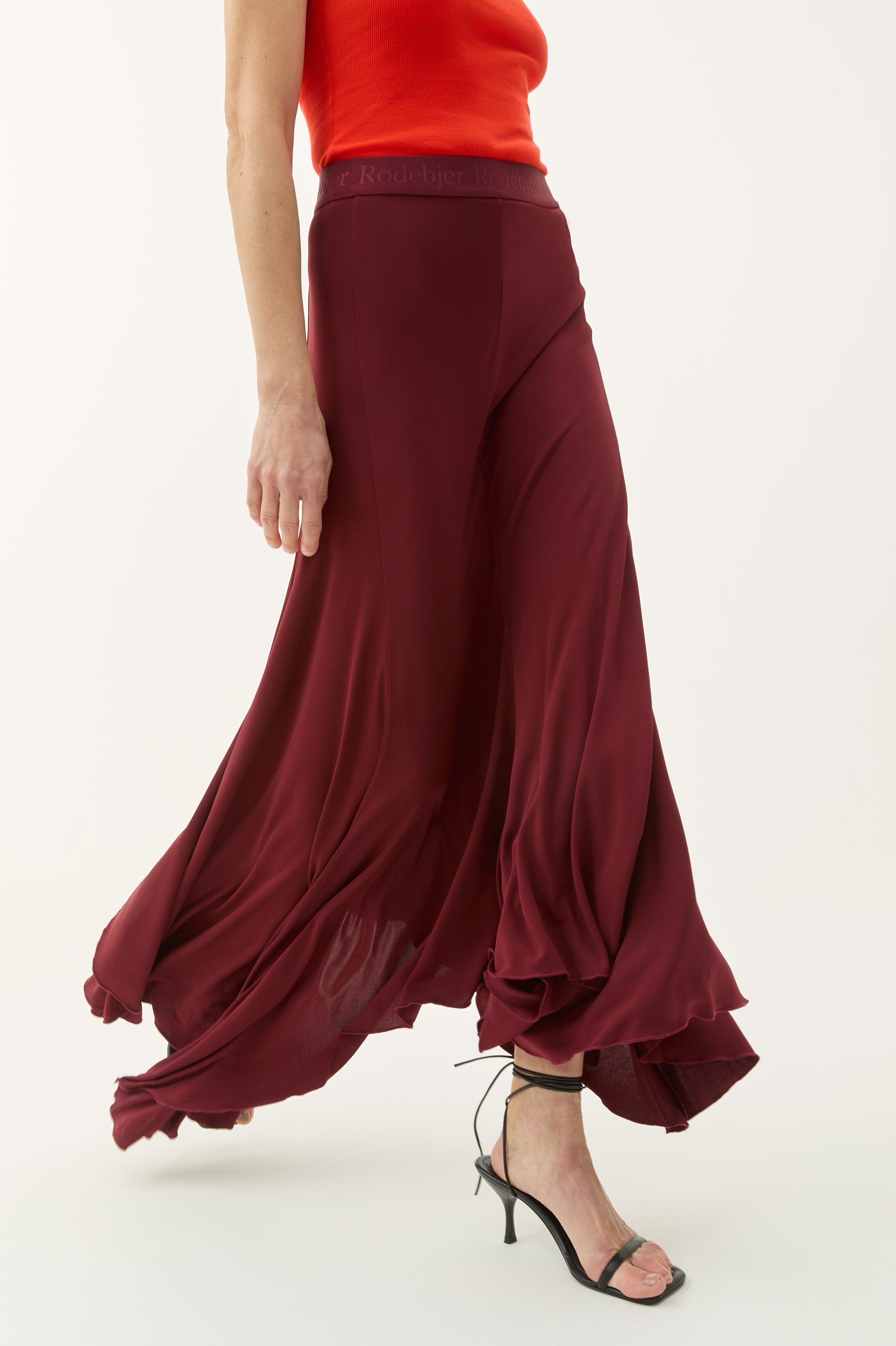 スカート RED VISCOSE MIDI SKIRT Z Supply Nicoline Crinkle Midi Skirt - Pants Store
