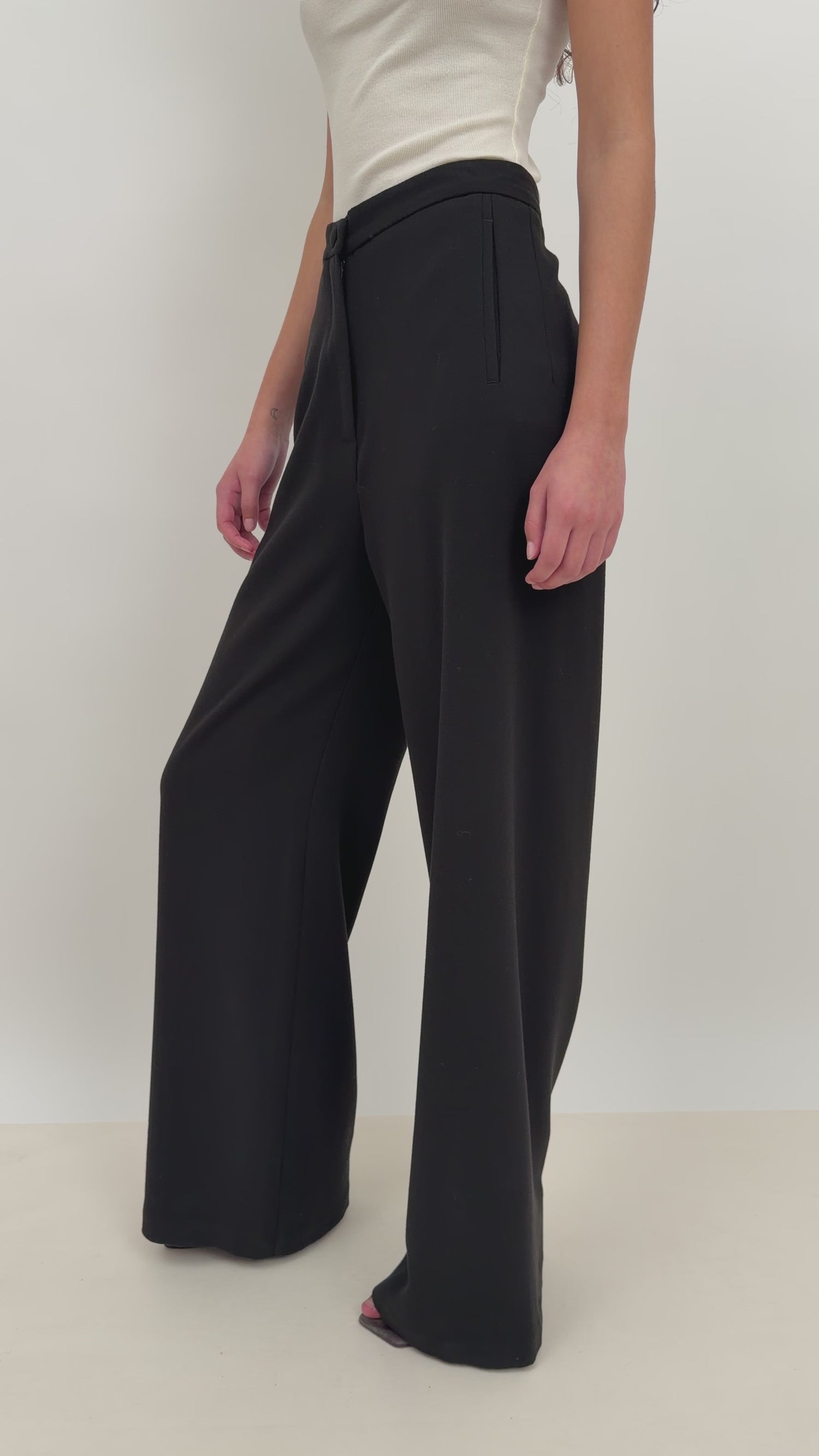 The Sini soft suiting pant